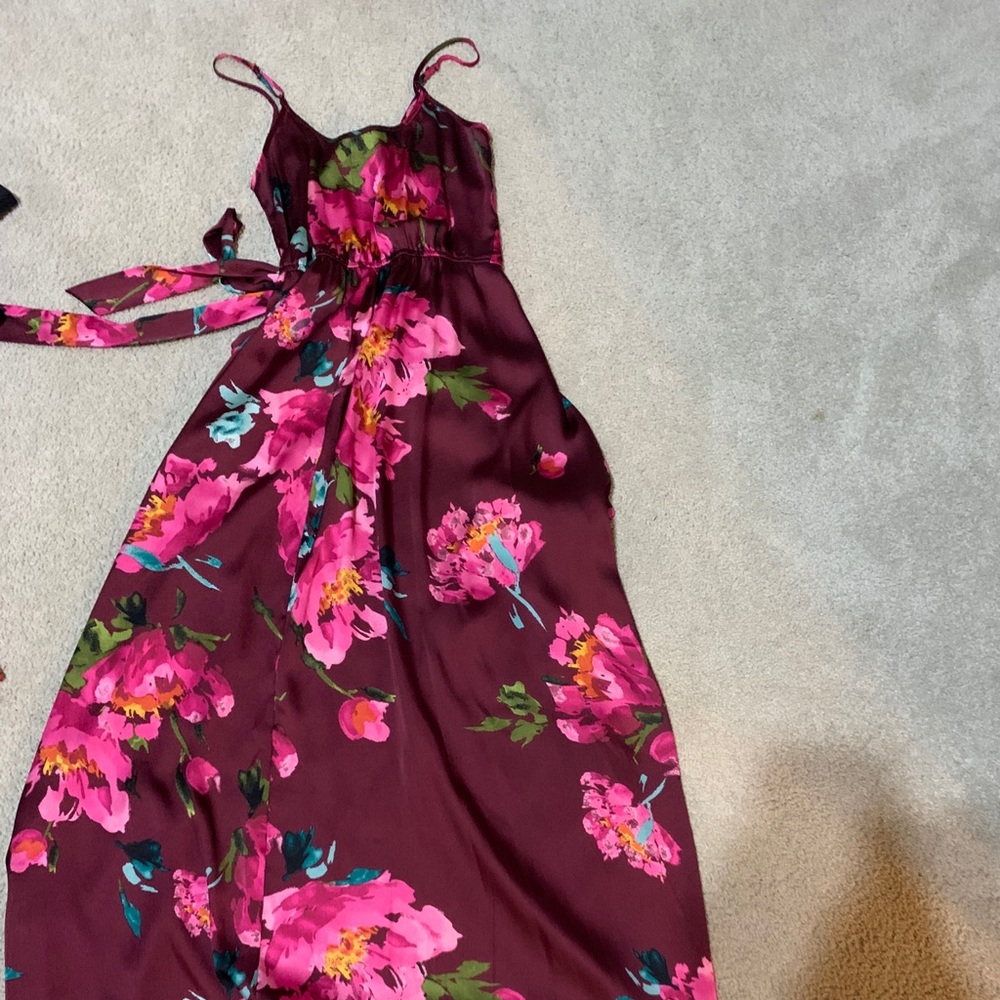 Xhiliration flowy floral wrap dress